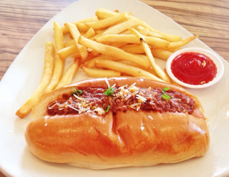 Chicken Chilli Dog