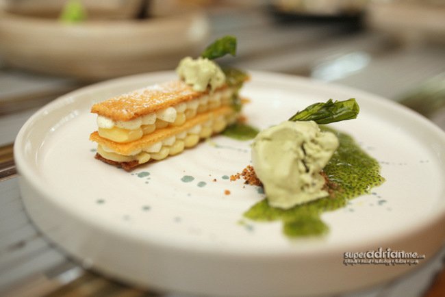 Lemon Tart with Basil Ice Cream (S$19)