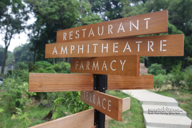 Open-Farm-Community-Signs